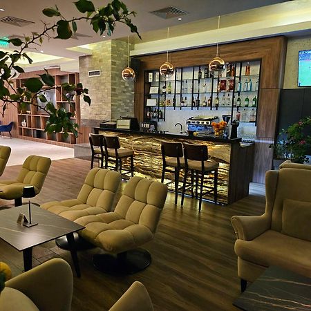 Glorius Hotel Wełes Zewnętrze zdjęcie